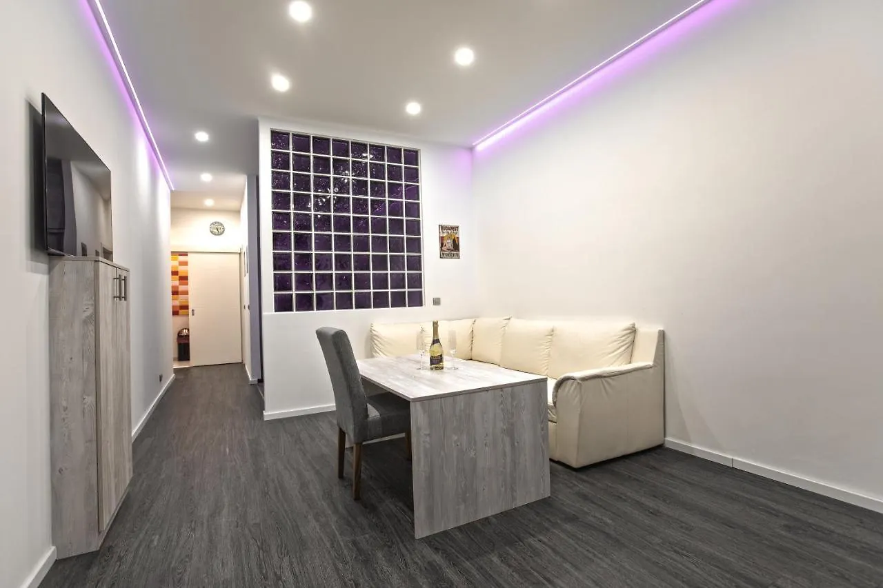 Centre Point Apartment Budapest